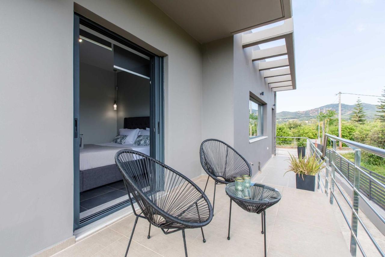 Villa Vega I "Heated" Pool, Next To Nature! Chrissi Akti Chania Exterior foto