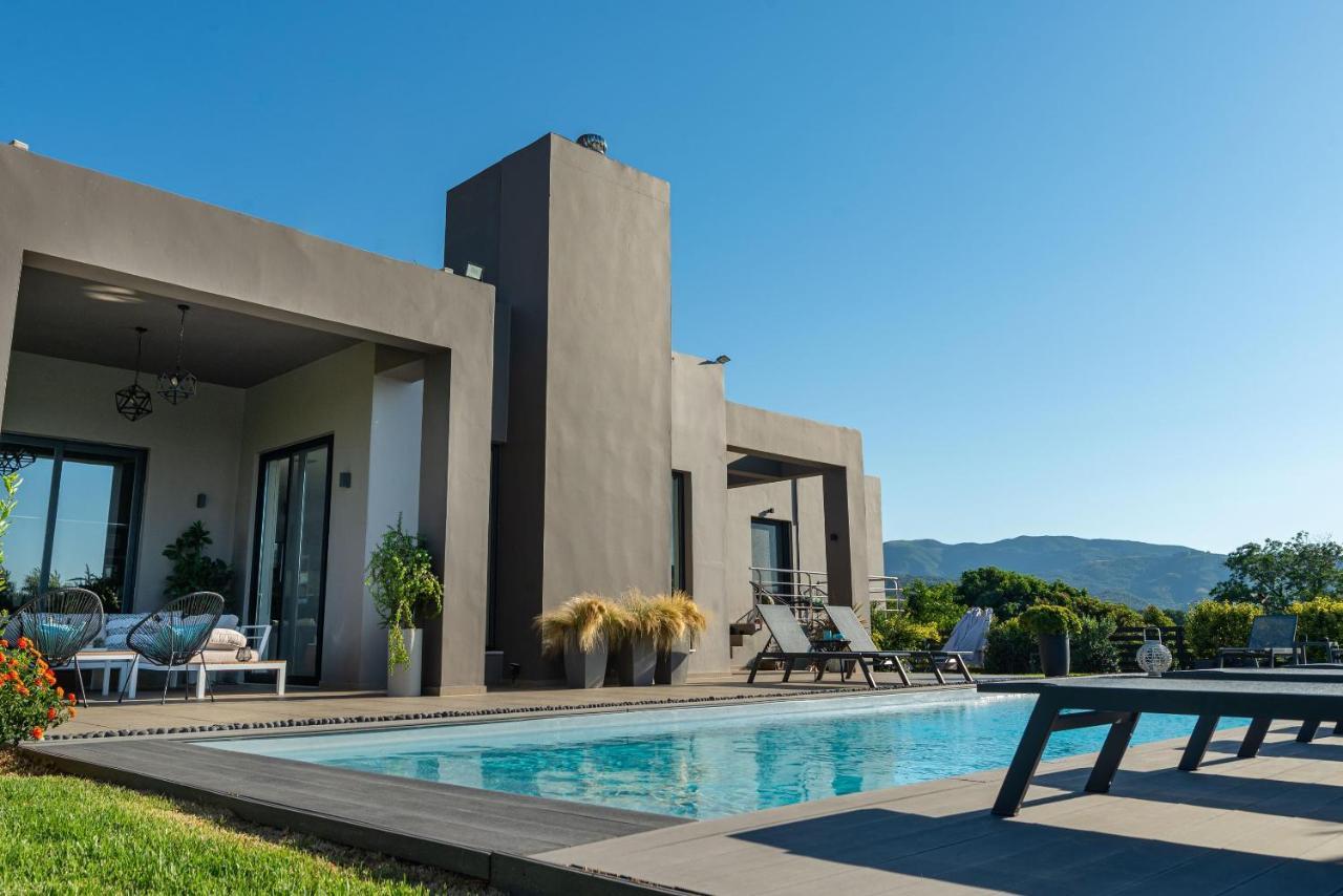 Villa Vega I "Heated" Pool, Next To Nature! Chrissi Akti Chania Exterior foto