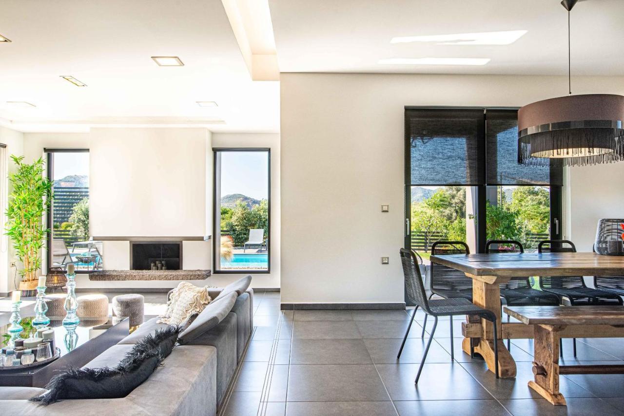Villa Vega I "Heated" Pool, Next To Nature! Chrissi Akti Chania Exterior foto